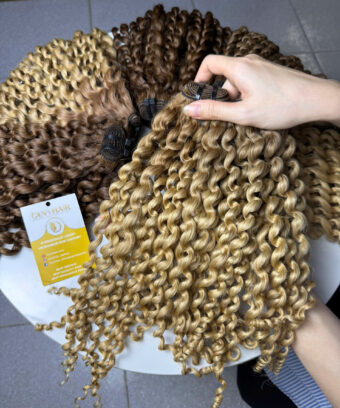 Kinky Curly Machine Weft Hair Extensions Blonde Color