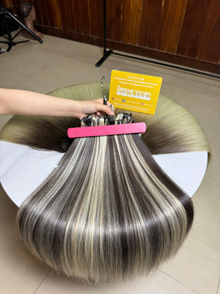 Machine Weft Hair Extensions Piano Blonde Color 6 Machine Weft Hair Extensions Piano Blonde Color