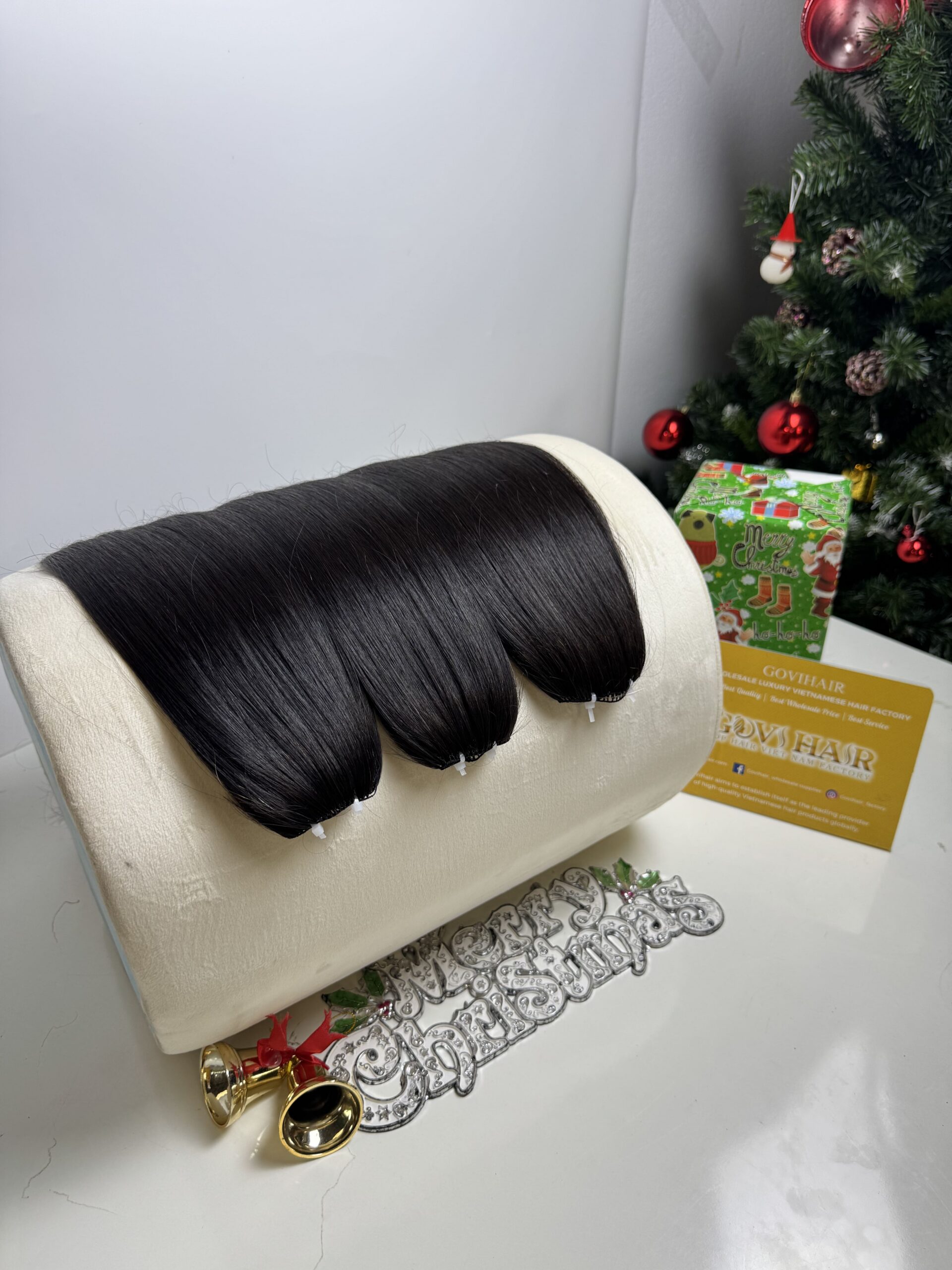 22 Inch Straight Natural Black Color Feather Weft Hair Extensions for Salon Owners 4 Straight Natural Black Feather Weft Hair Extensions