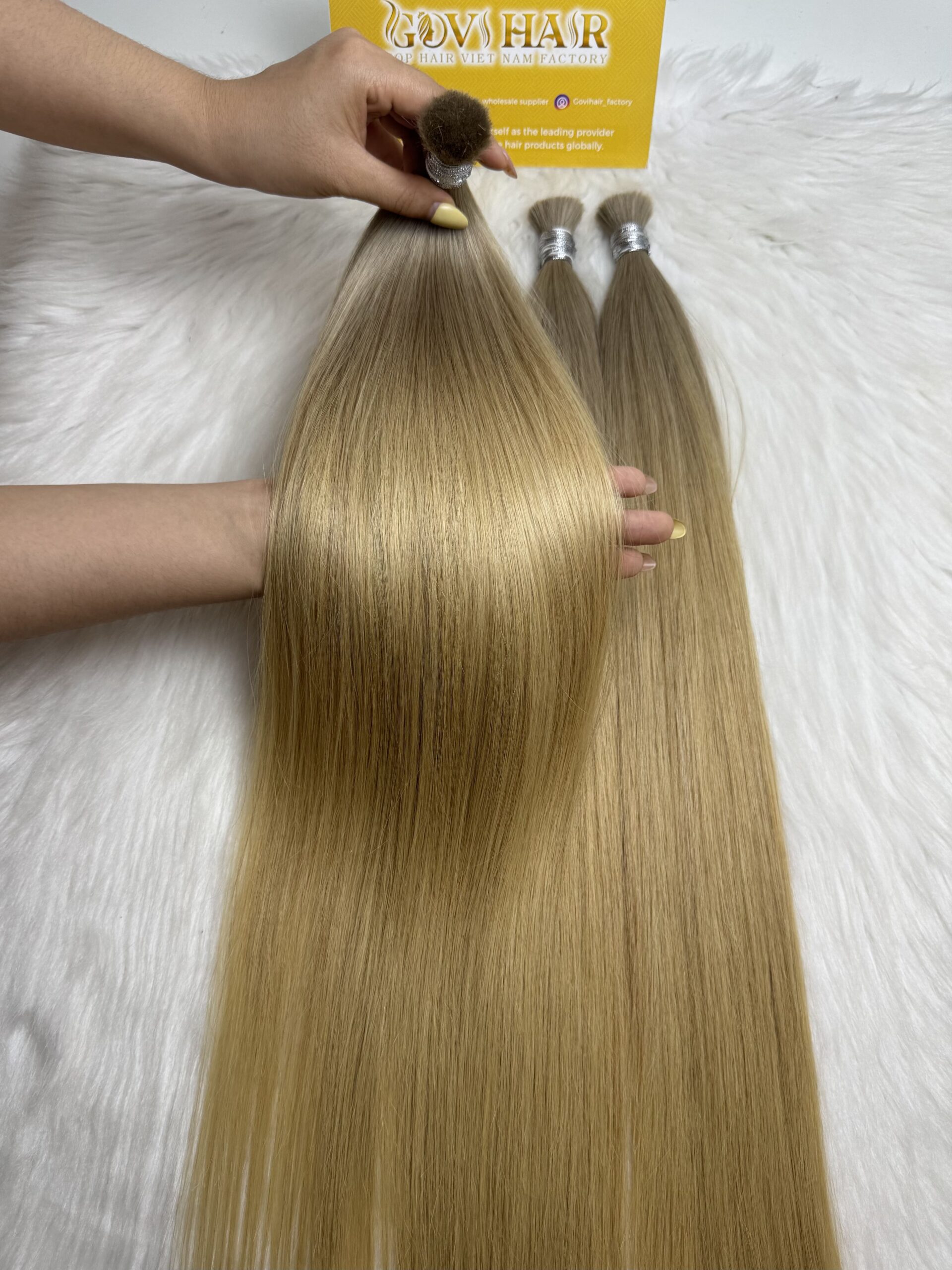 Straight Bulk Human Hair for Braiding 22 Inch Bergen Blonde Color 1 Straight Bulk Human Hair for Braiding 22 Inch Bergen Blonde