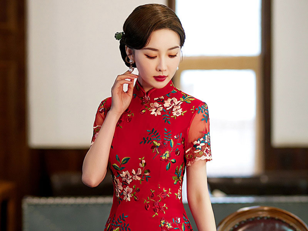 Top 32+ Chinese Hairstyles: Elegant History, Stylish Future 2 Modern Qi Pao waves hairstyle