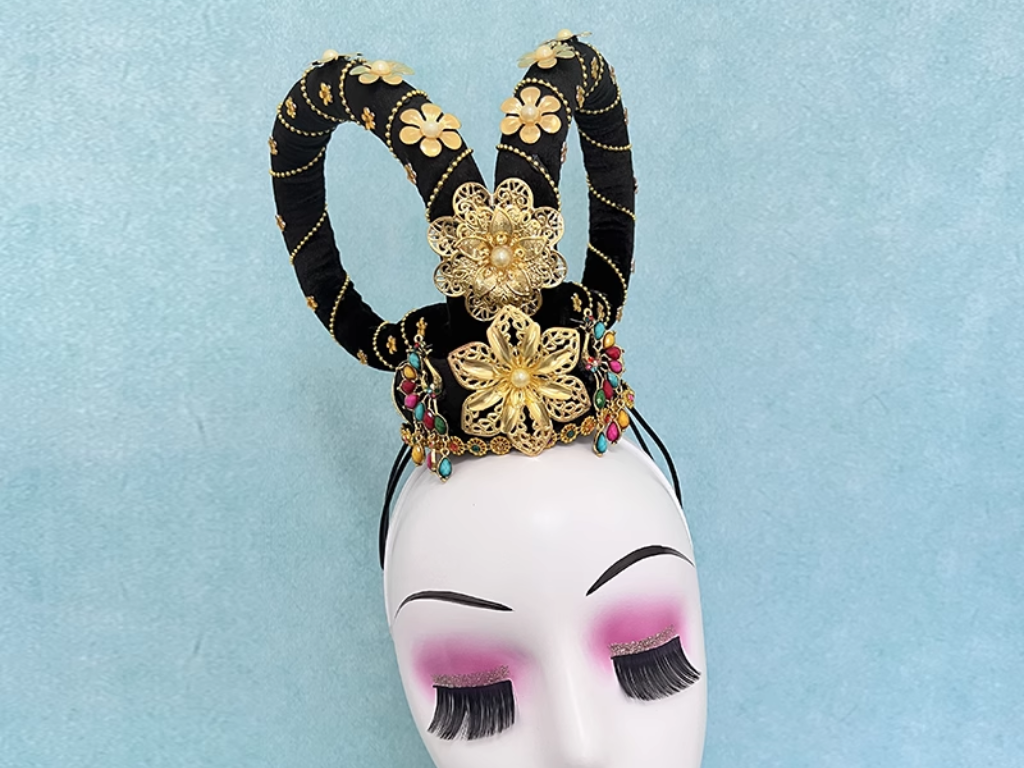 Top 32+ Chinese Hairstyles: Elegant History, Stylish Future 8 Feitian Bun