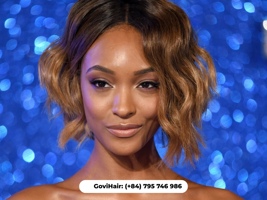 Dark-to-light ombre bob weave