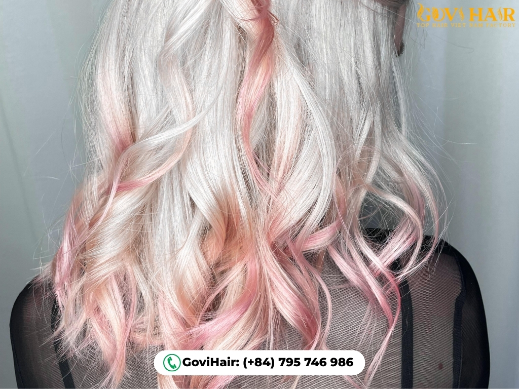 Glamorous platinum pink hairstyle
