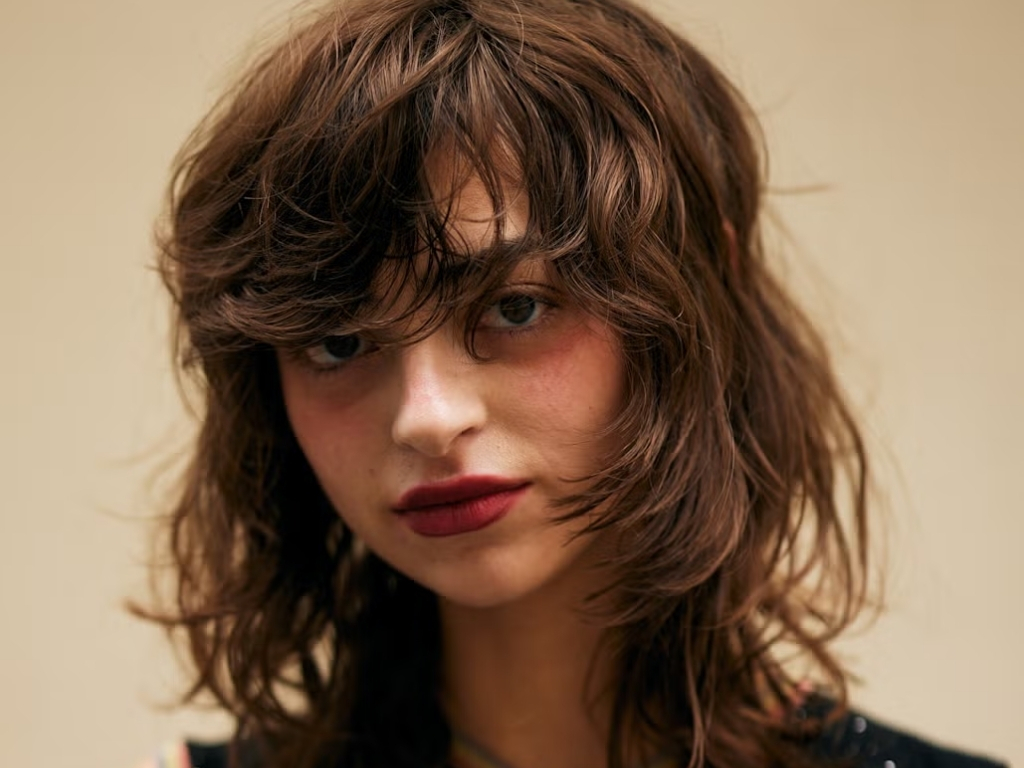 Sculpted wolf cut with precise layers