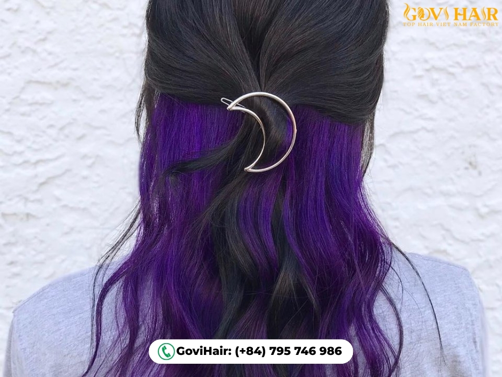 Sophisticated purple monochromatic hairstyle