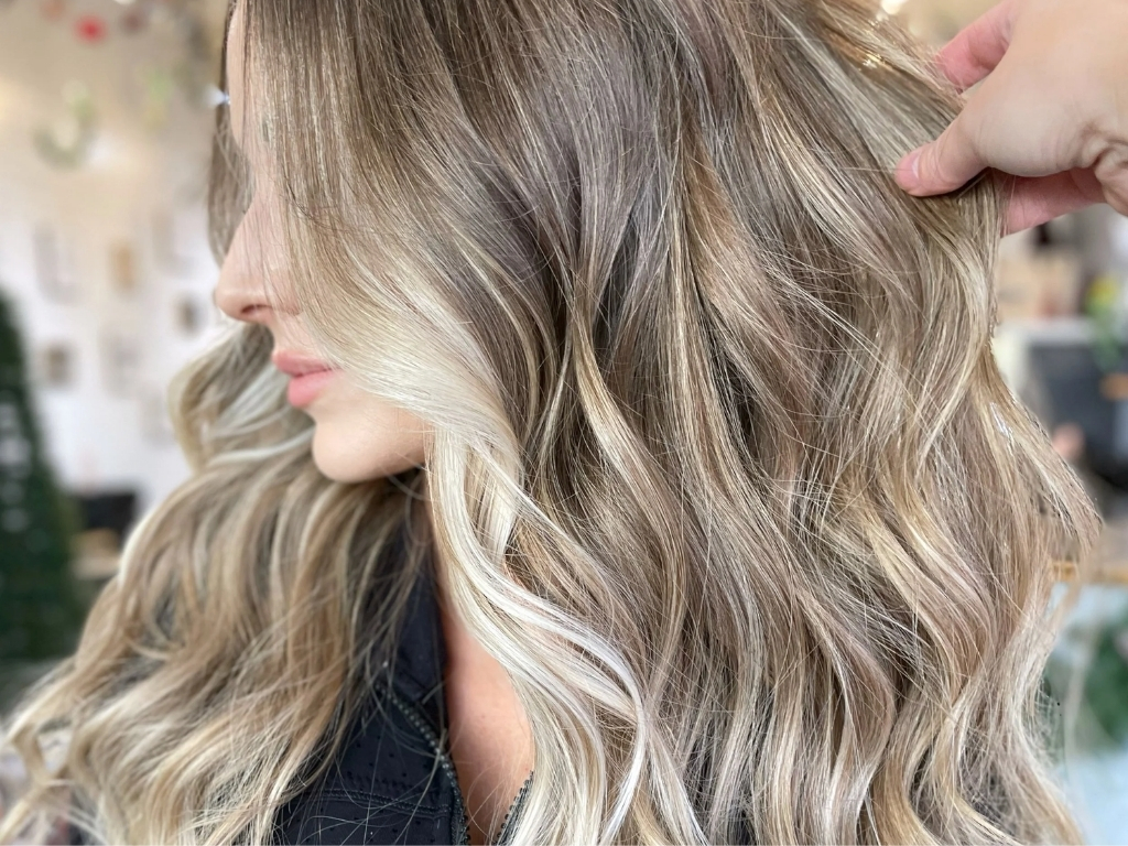 Tips to Keep the cool tone for ash hair