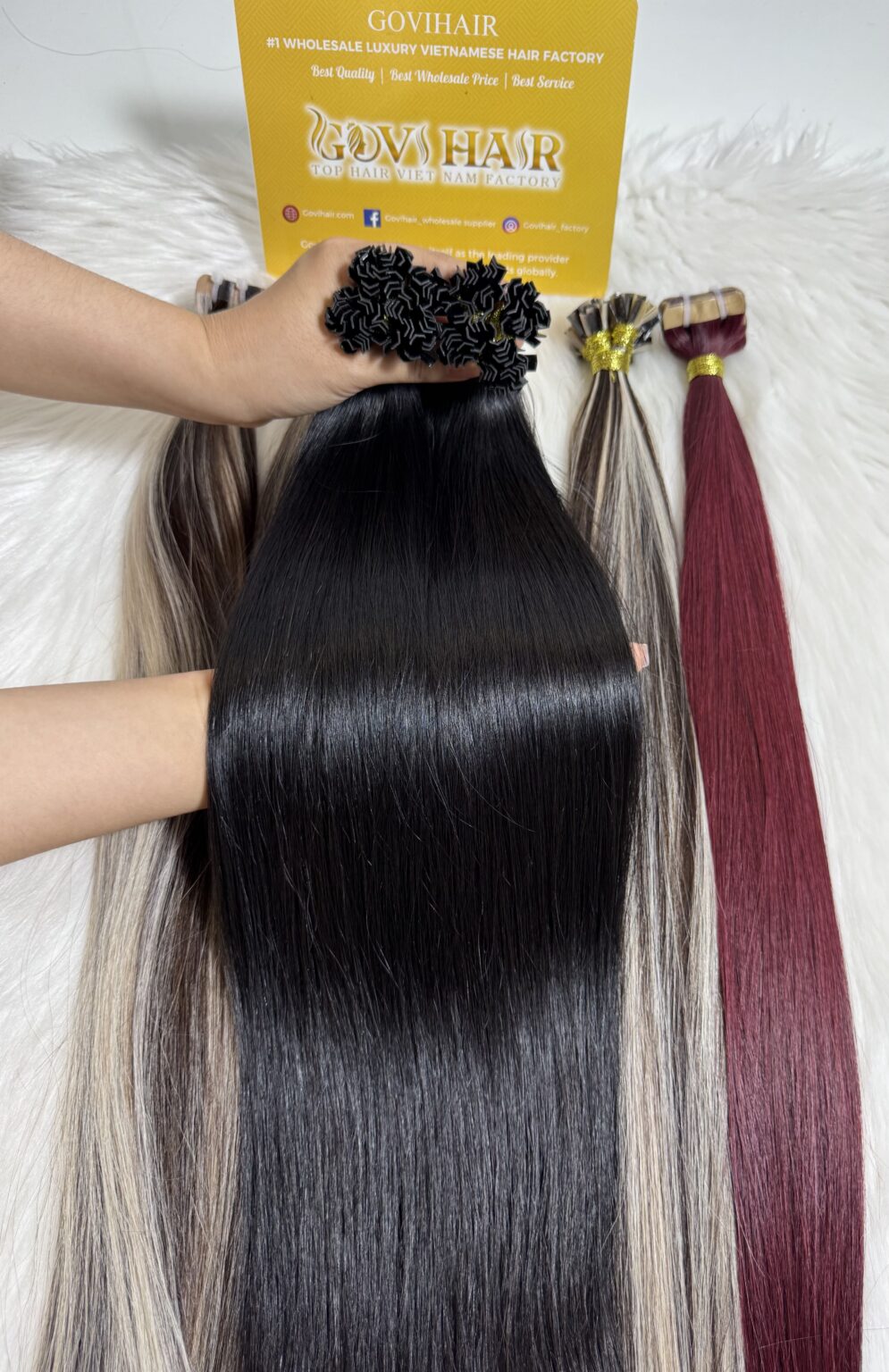 22 Inch Straight #1B Natural Black Color V Tip Hair Extensions