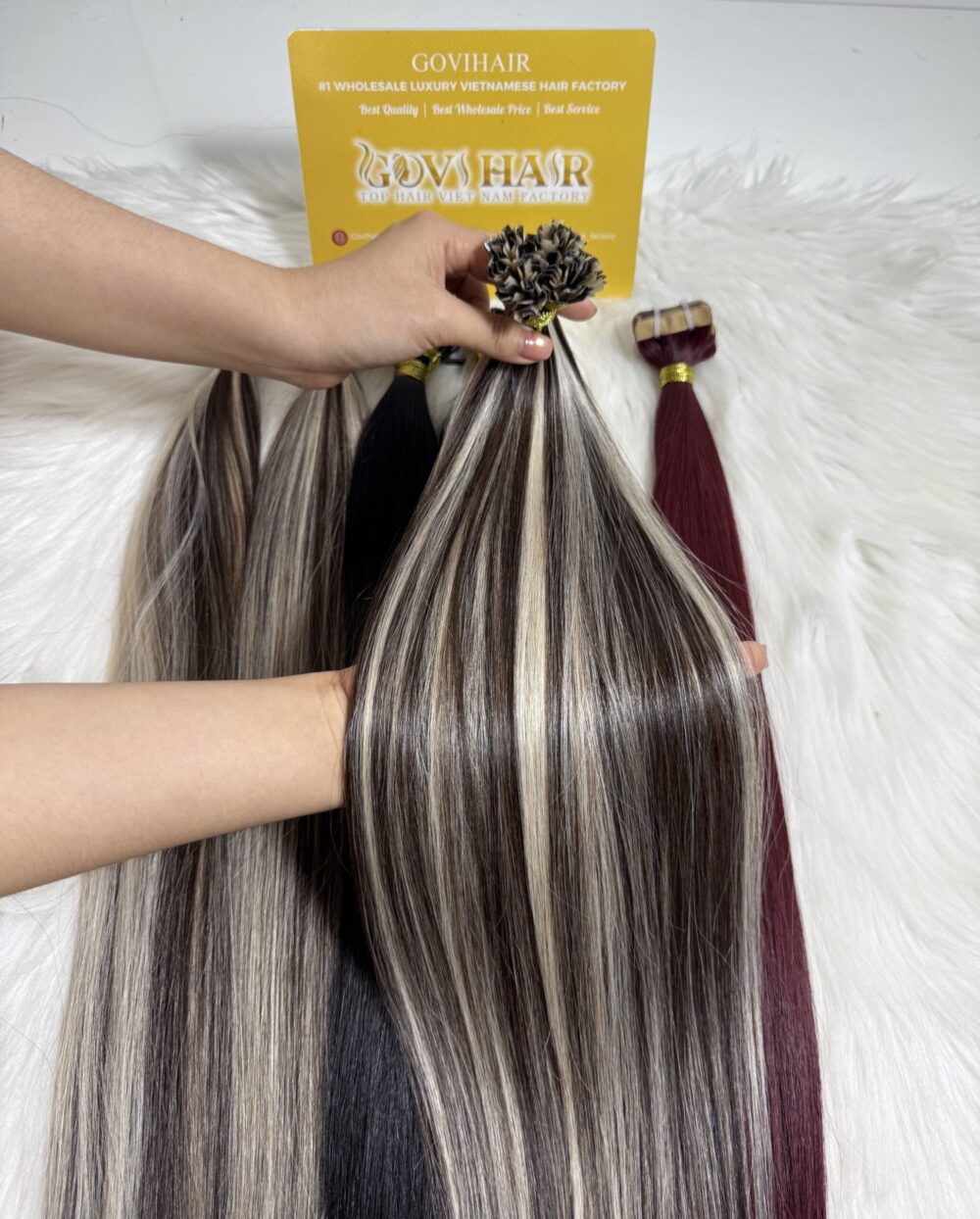22 Inch Straight Mix Piano #2/613 Color V Tip Hair Extensions