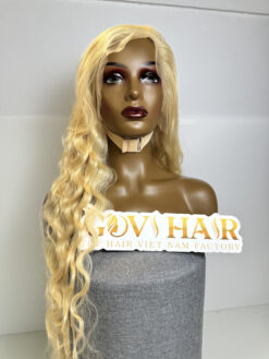 Natural Wave Human Hair Frontal Wig 13x4 HD Lace 28 Inch 250% Density Platinum Color
