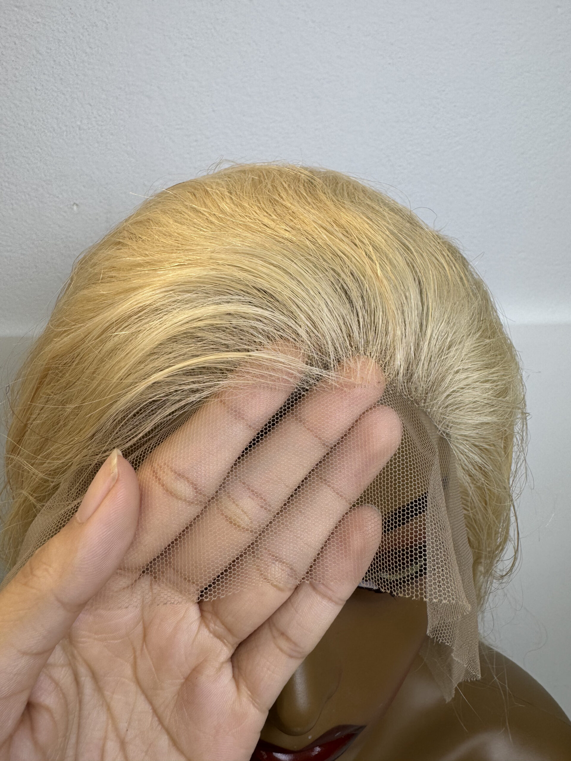 Natural Wave Human Hair Frontal Wig 13x4 HD Lace 28 Inch 250% Density Platinum Color 6 Natural Wave Human Hair Frontal Wig 13x4 HD Lace 28 Inch