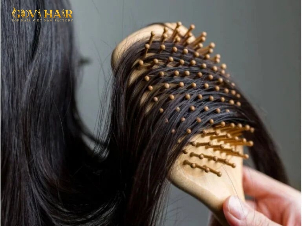 50 Inch Hair: How Long Is It & Is It Worth It? 9 Maintain 50 inch hair with gentle brushing and proper care