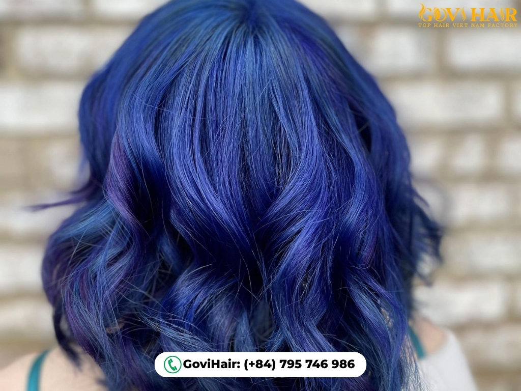 Berry Blue on Short Hair adds edgy, modern navy tones