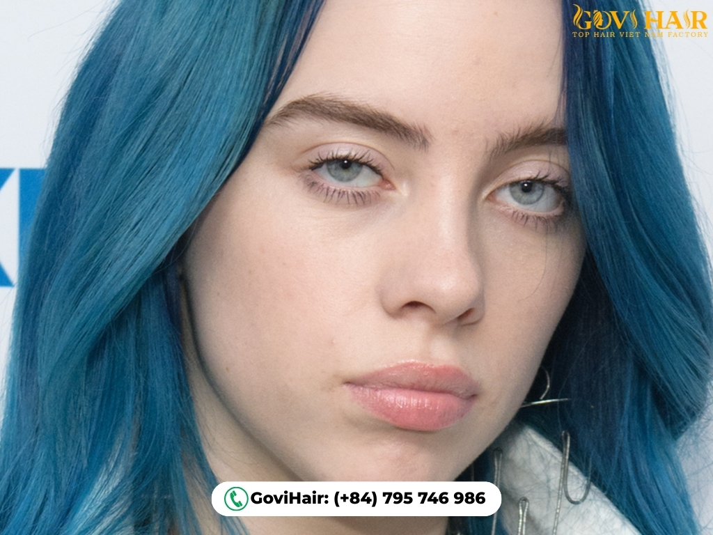 Billie’s Signature Midnight Blue Look creates dramatic navy style