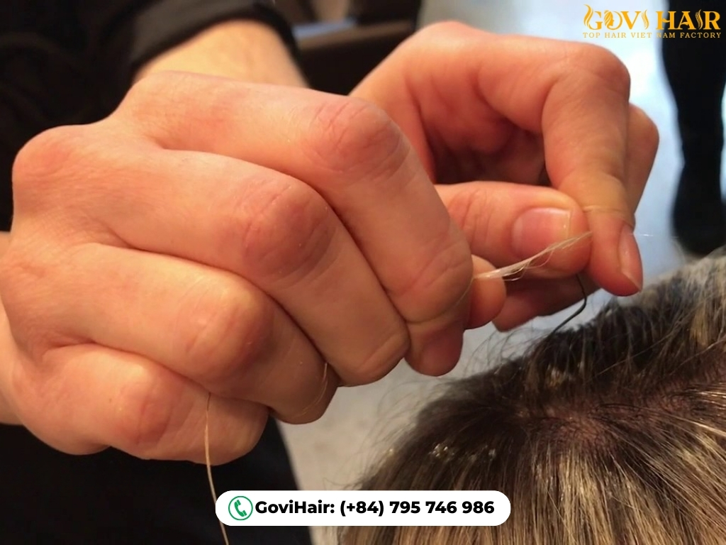 Elasticity failure showing weakened hair structure