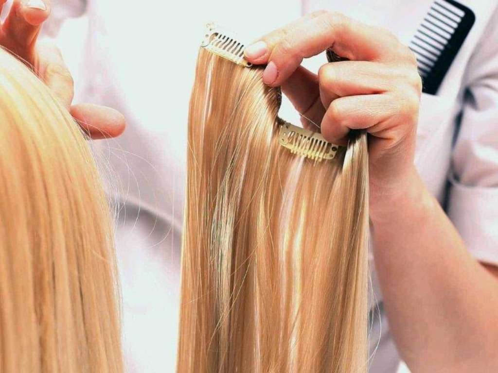 How to Store Clip-In Hair Extensions: Pro Tip to Prevent Tangling 2 Prevents "Birds-Nest" Tangling and Matting