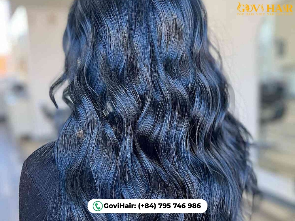 Rich Deep Blue for Thick Hair creates full, luxurious color