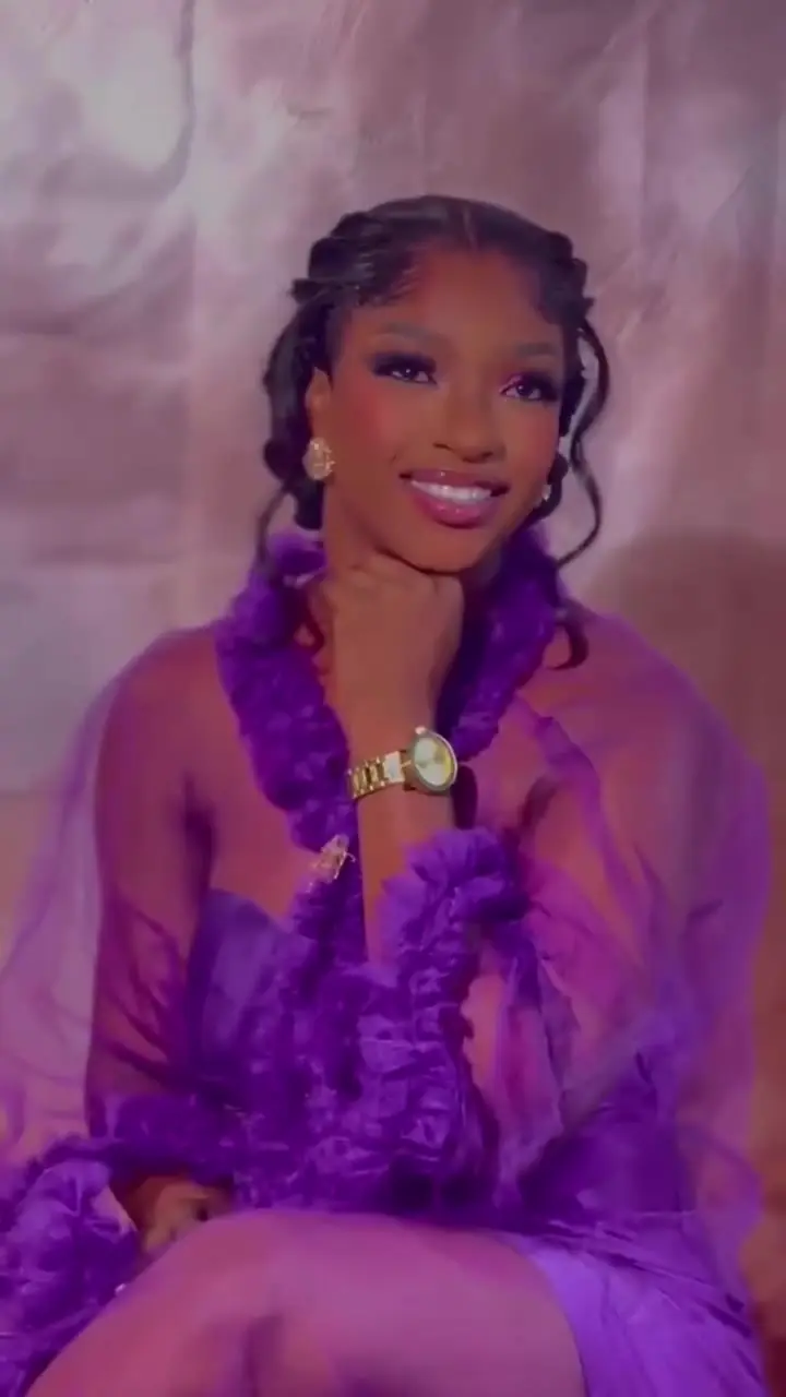 Govihair customer wearing Vietnamese hair wig - feedback video