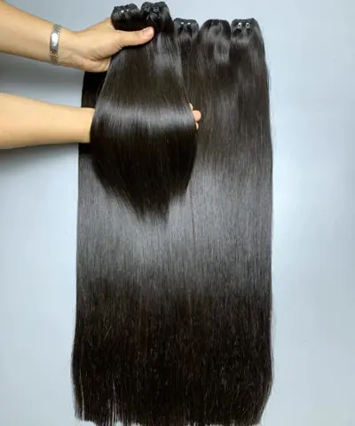 raw hair bundles close up view 4