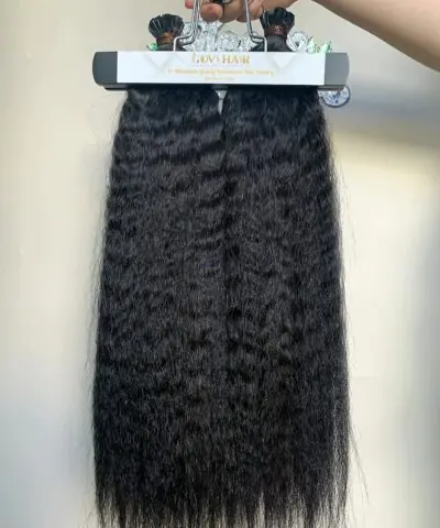Kinky straight K tips on Govihair hanger