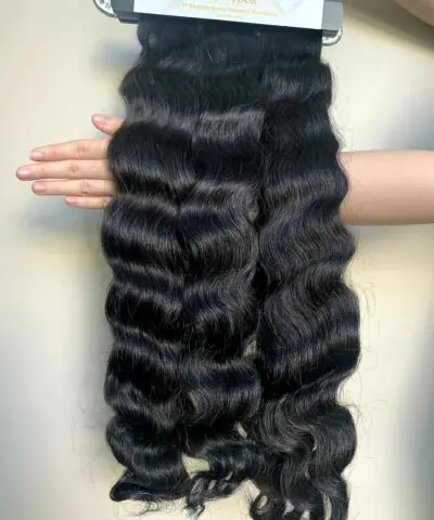 Wavy K tip extensions natural wave #1B black