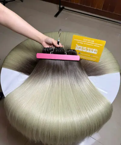 Machine Weft Hair Extensions Ombre Blonde Color