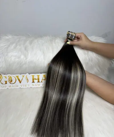 Scandinavian Color Tape In Hair Extensions