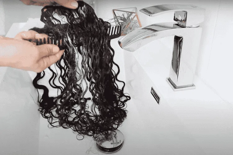 Washing your curly extensions right way washing your curly extensions right way