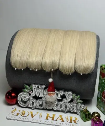 26 Inch Feather Weft Hair Extensions Platinum Color 100% Human Hair