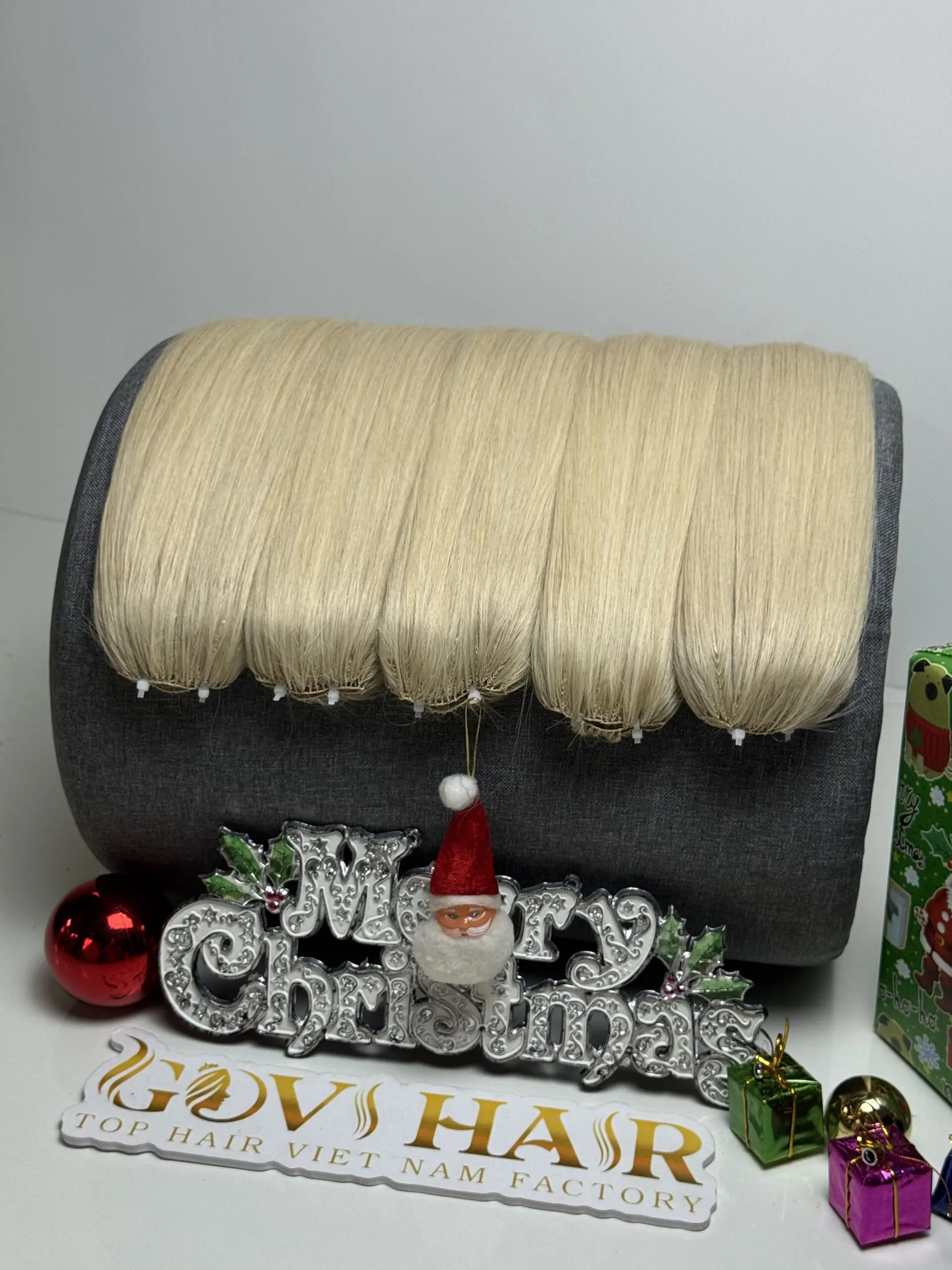 26 Inch Feather Weft Hair Extensions Platinum Color 100% Human Hair