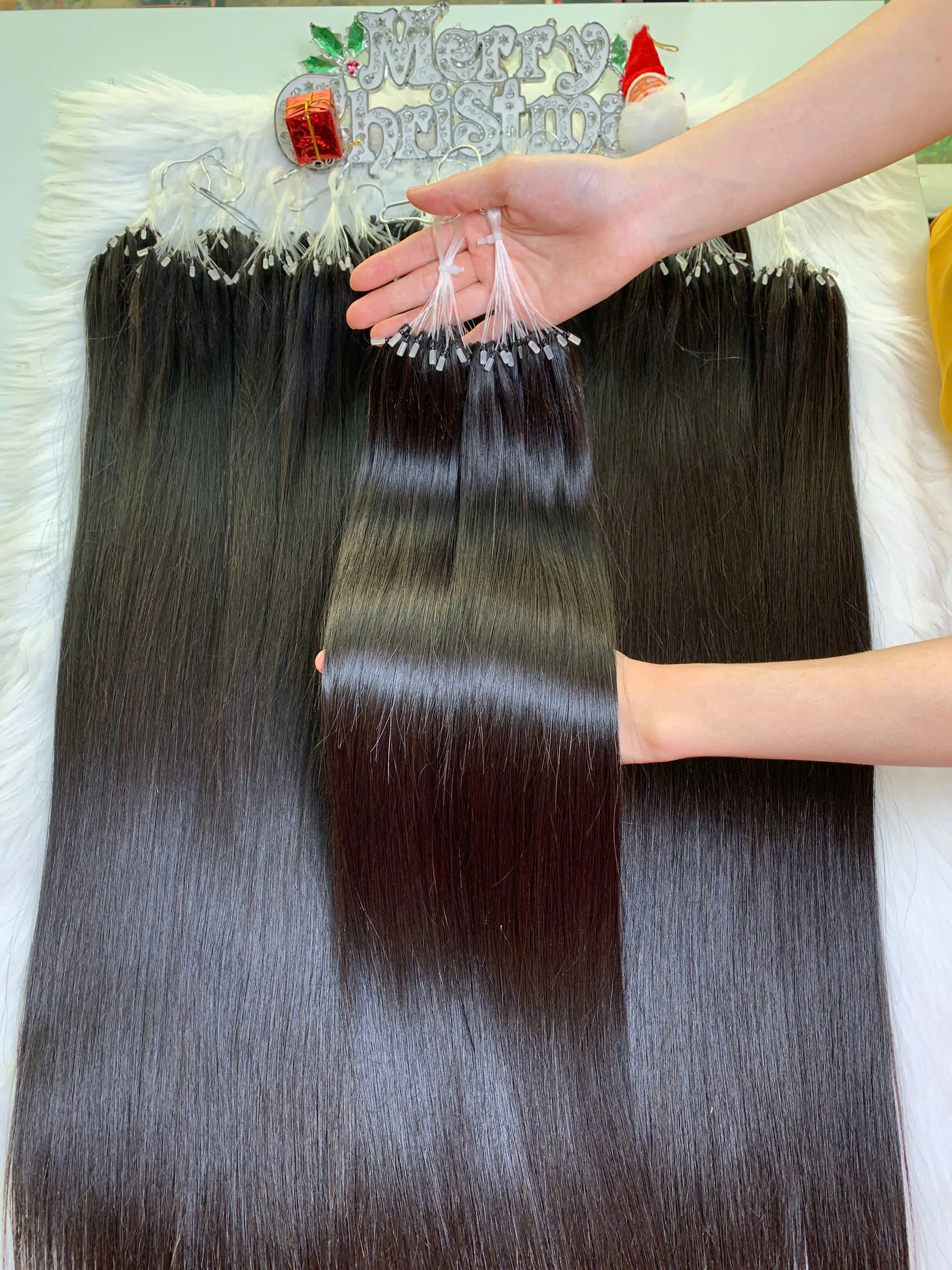 H6 Feather Hair Extensions Natural