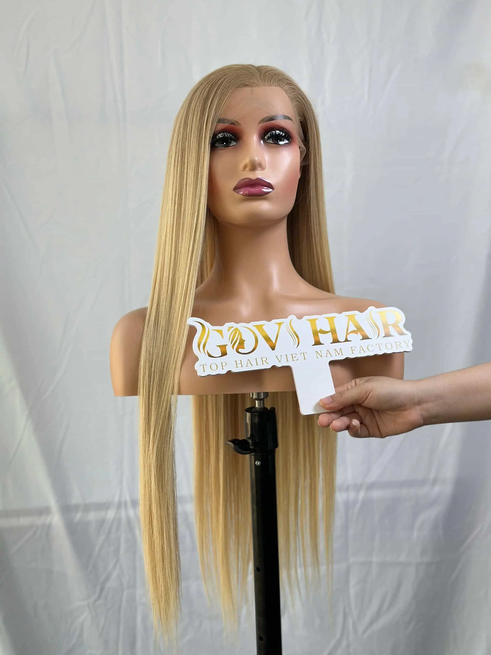 Straight Human Hair Full Lace Wig 18 Inch 180% Density Blonde Color 2 Straight Human Hair Full Lace Wig 18 Inch 180% Density Blonde Color - Image 2