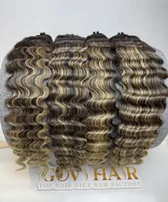 Wavy Machine Weft Hair Extensions 26 Inch Ombre Highlight Color