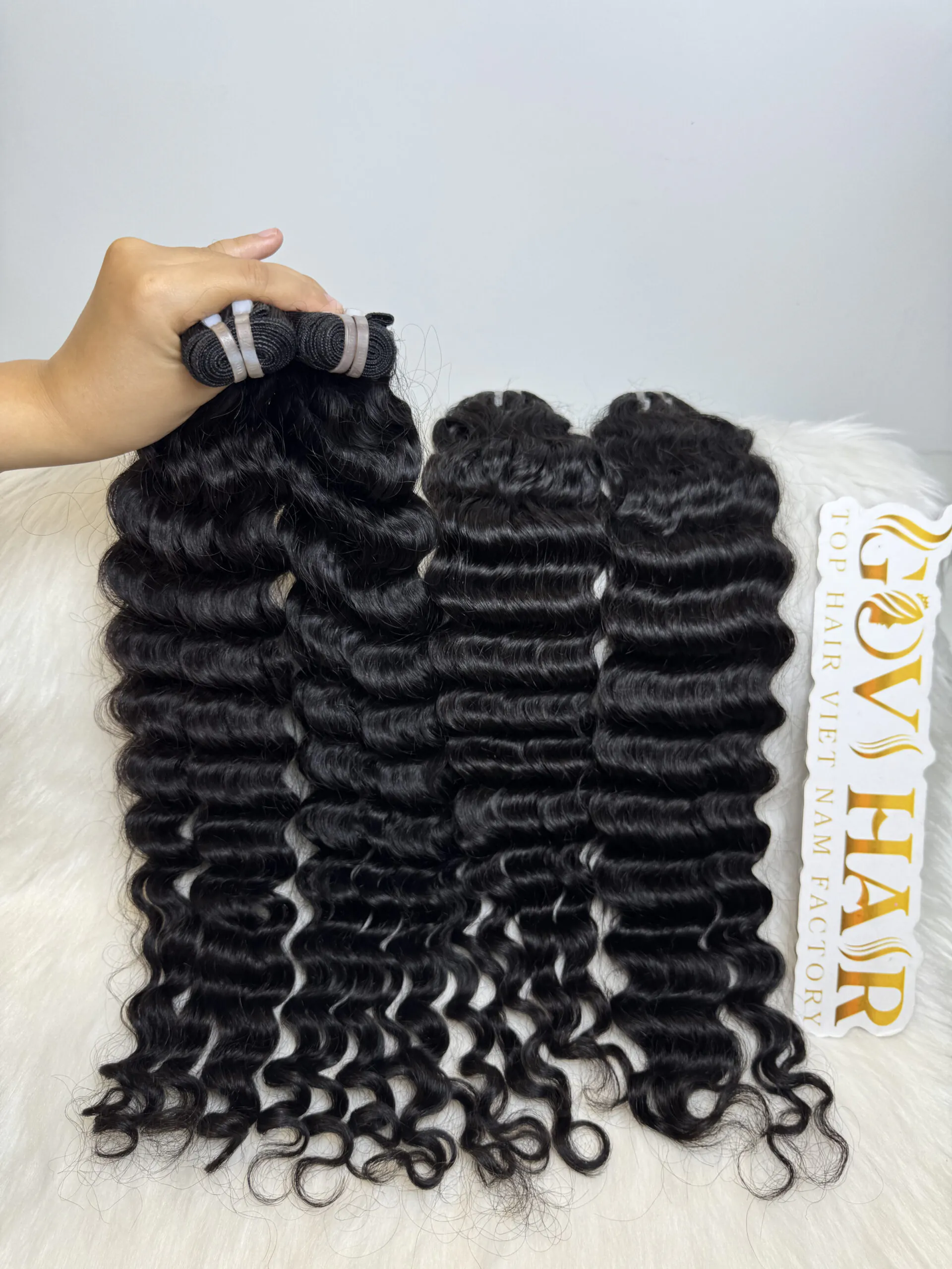 Wavy Machine Weft Hair Extensions 28 Inch Natural Color Premium Human Hair 5 Wavy Machine Weft Hair Extensions 28 Inch Natural Color Premium Human Hair