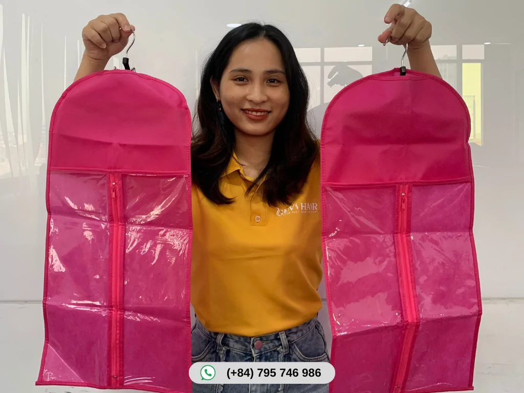 20 Inch Wig Length: What It Looks Like and How to Style It 5 Free wig bags from Govihair