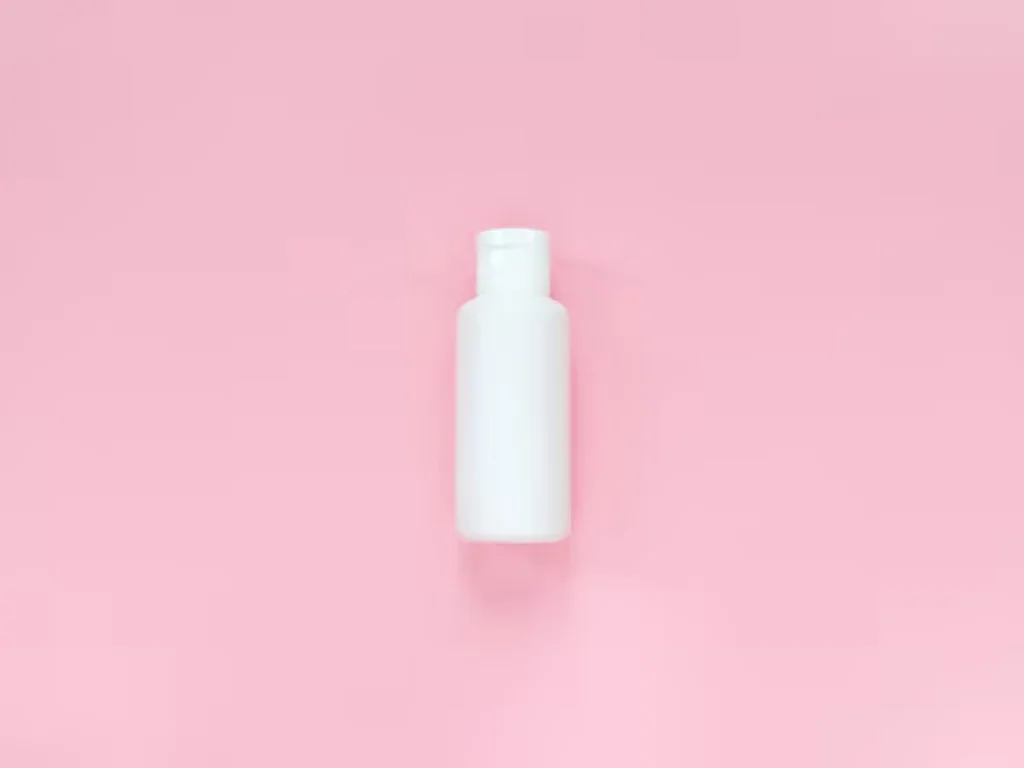 How To Remove Too Dark Toner From Hair: 7 Effective Methods 2 Toner adds pigments to neutralize or enhance hair color