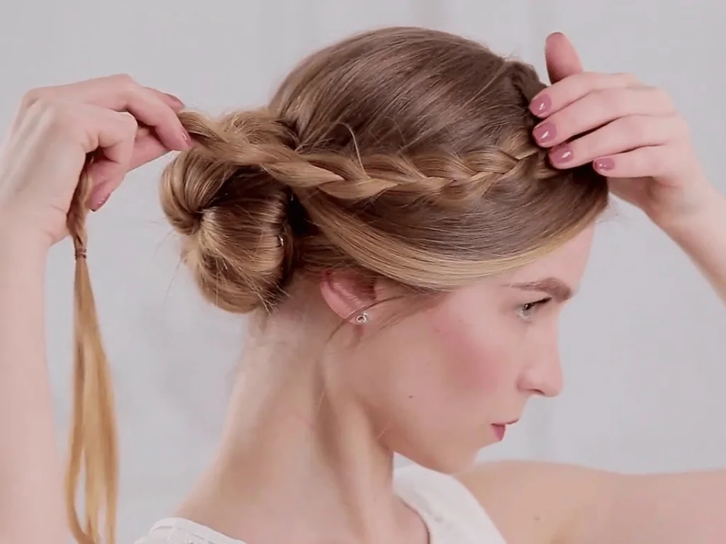 A braided chignon can typically last 6 to 10 hours