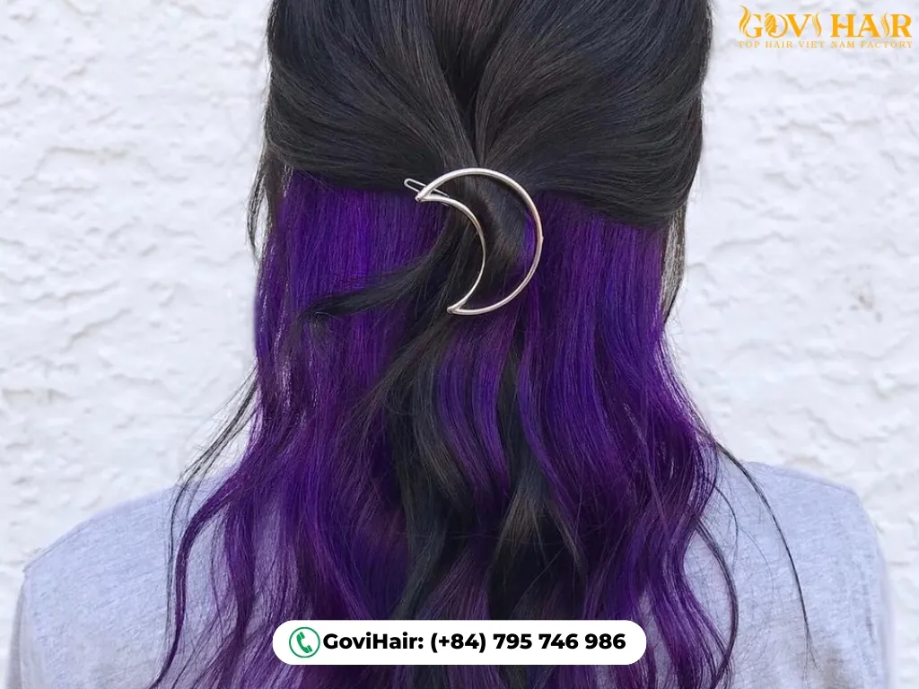 Sophisticated purple monochromatic hairstyle