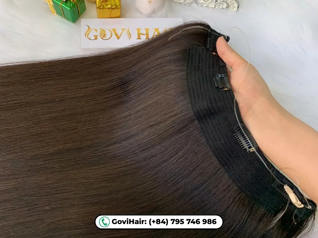 What Are Halo Hair Extensions? The No-Clip Secret to Fuller Hair 2 Halo Hair Extensions