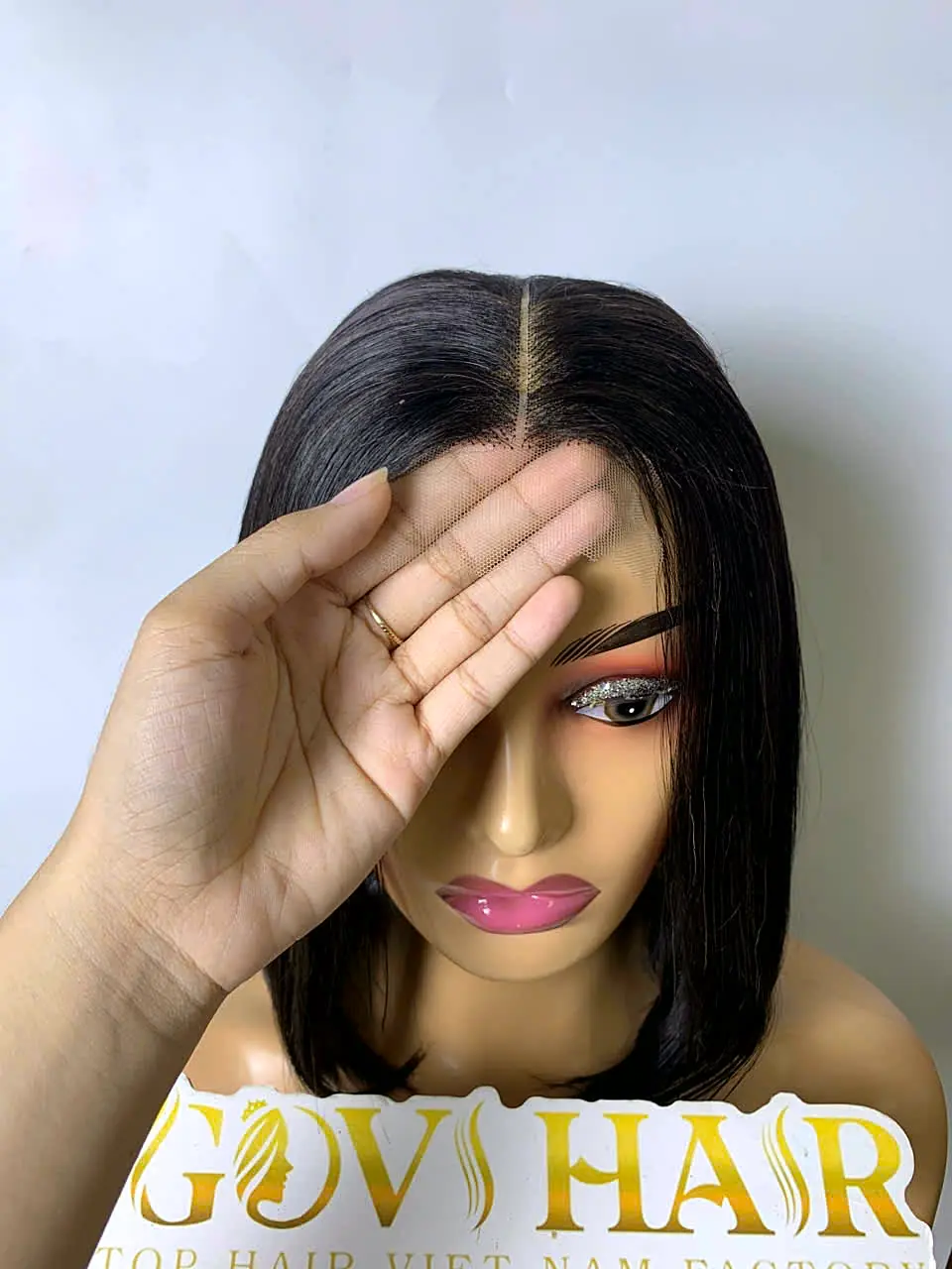 Short Bob Wig 2x6 HD Lace Closure 10 Inch Silky Straight Natural Black 3 Short bob wig silky straight hand held
