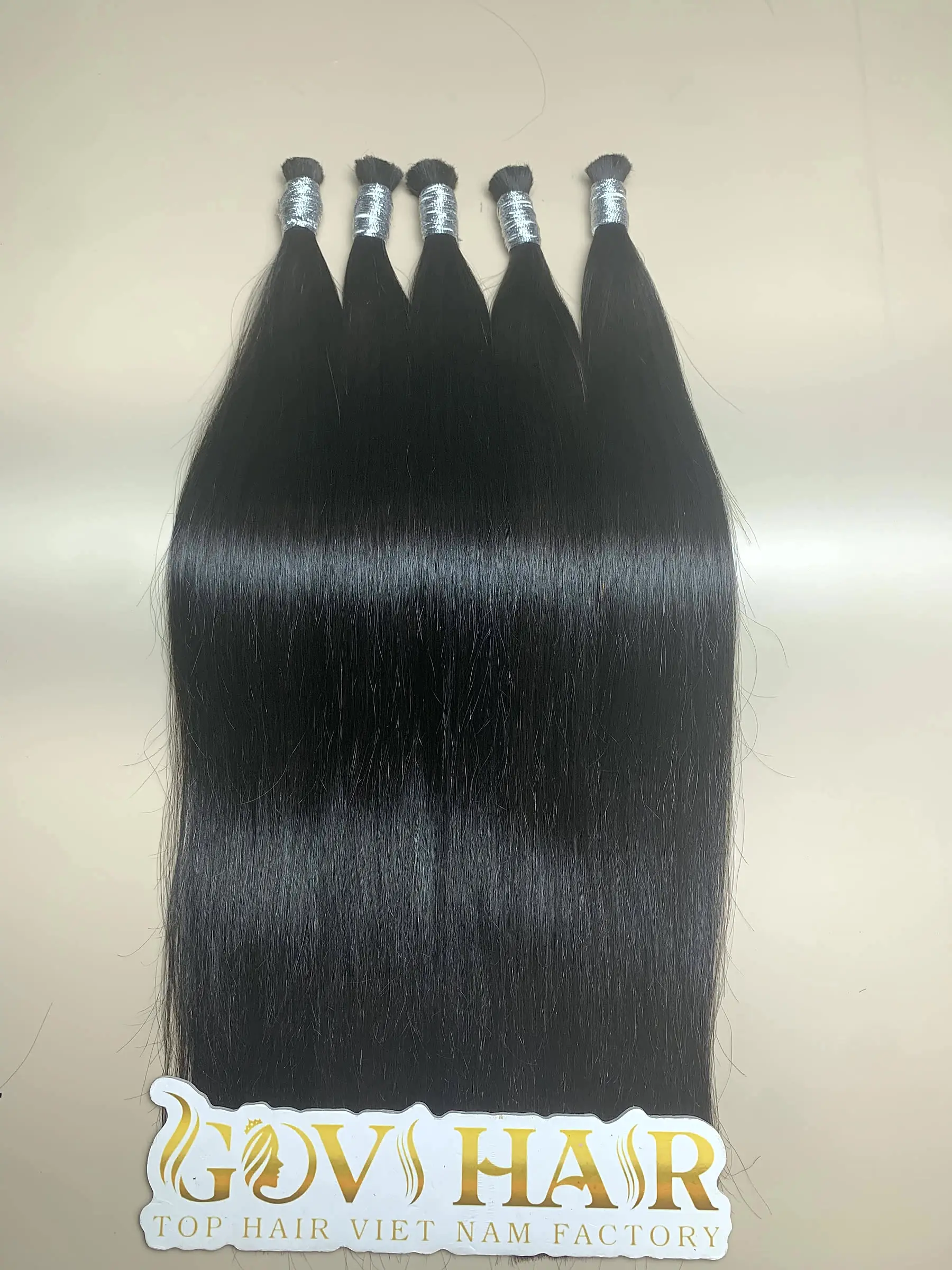 raw Vietnamese bulk hair close up view 3